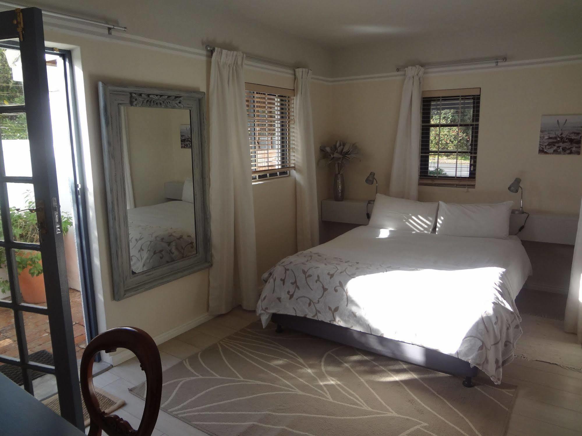 Walker Bay Manor Mansion Pty Hotel Hermanus Ngoại thất bức ảnh