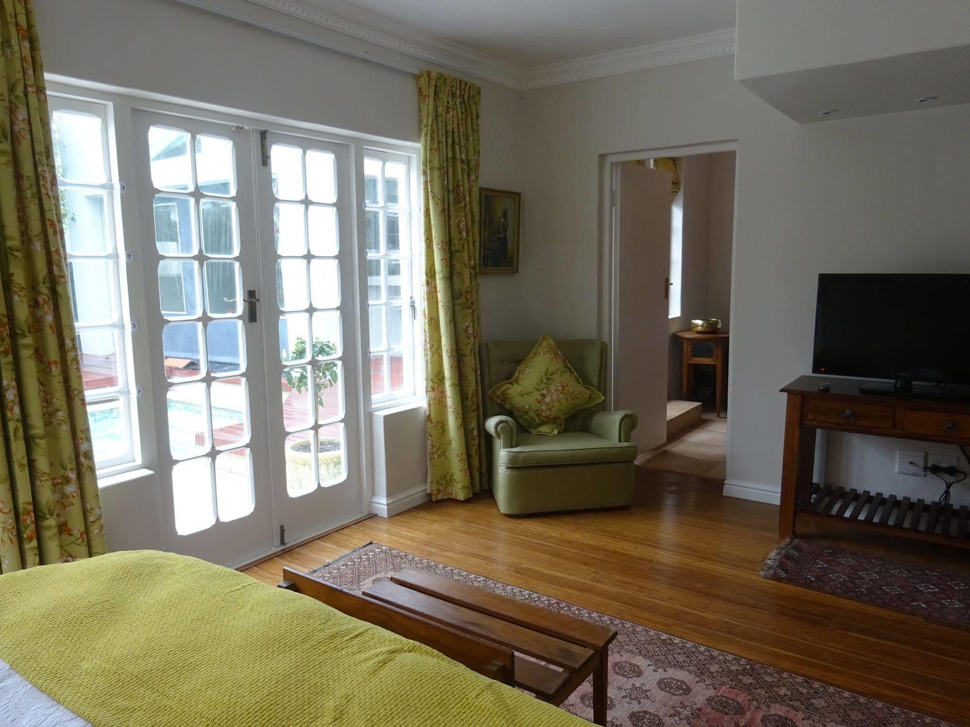 Walker Bay Manor Mansion Pty Hotel Hermanus Ngoại thất bức ảnh